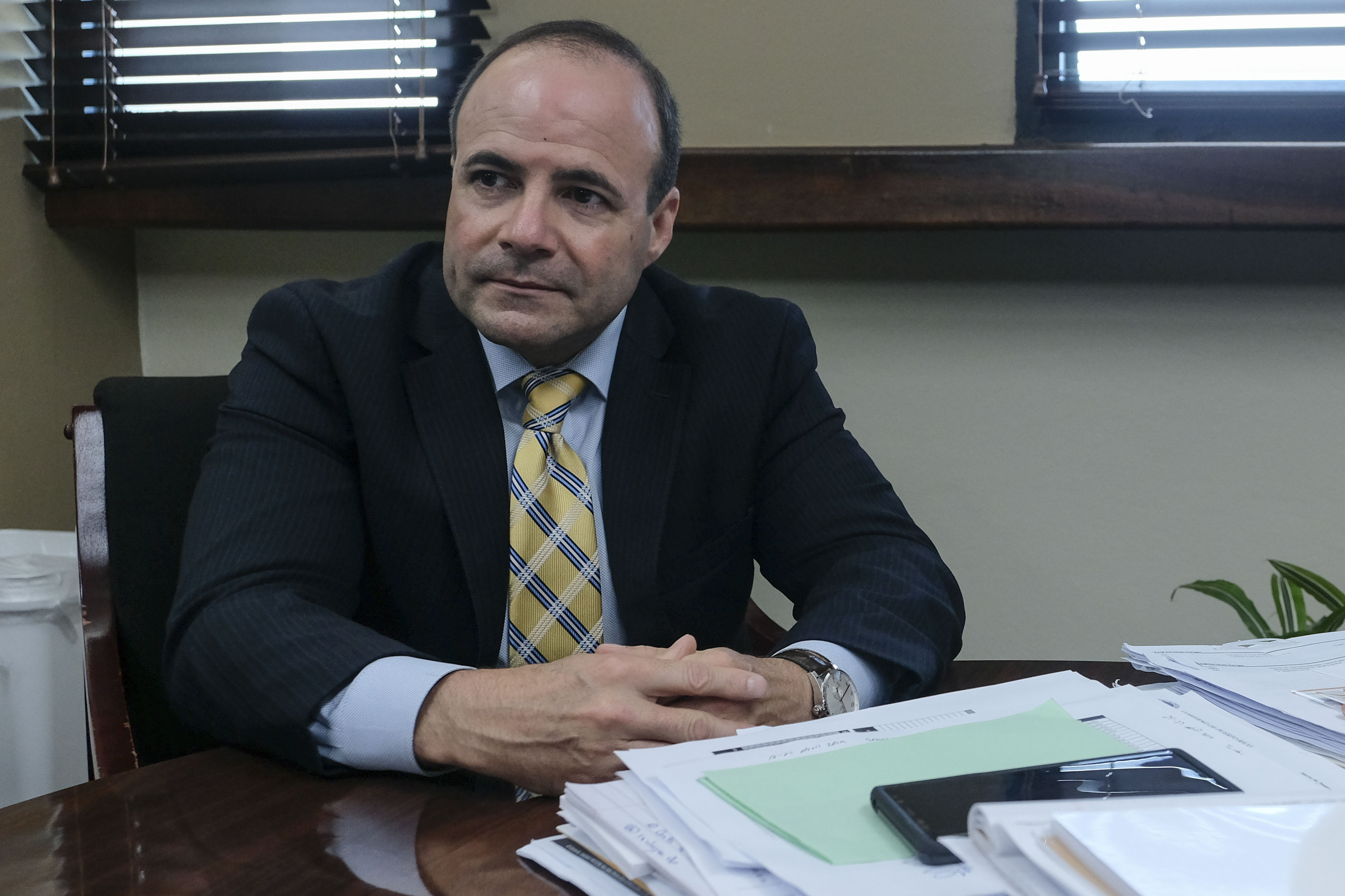 Elmer Román renuncia al Departamento de Estado Univision Puerto Rico